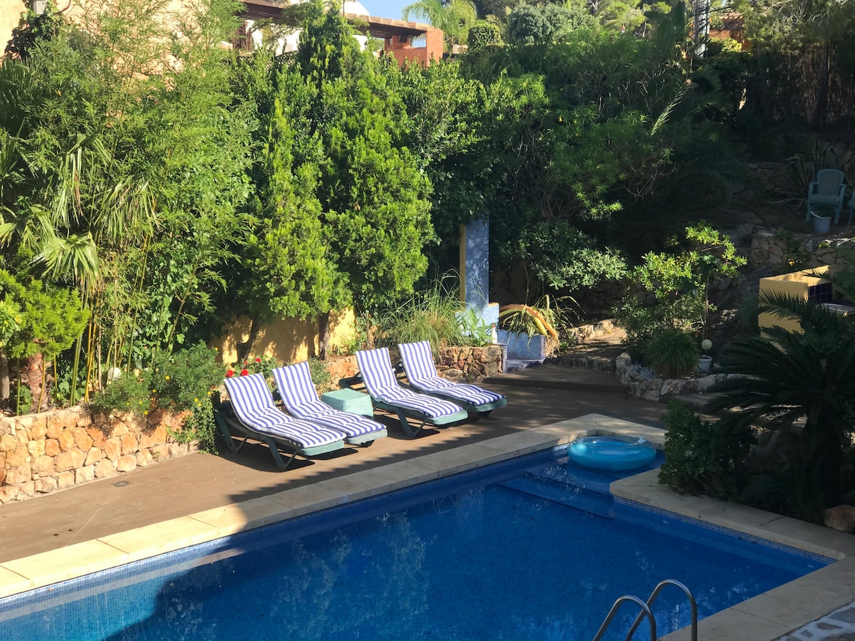 Altea ,10 pax.,groundfloor of villa, private pool