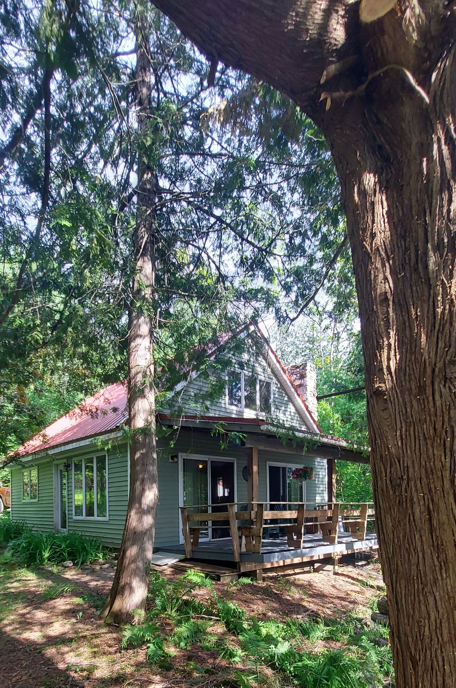 Cozy Cabin on the Water in Central Maine with WiFi