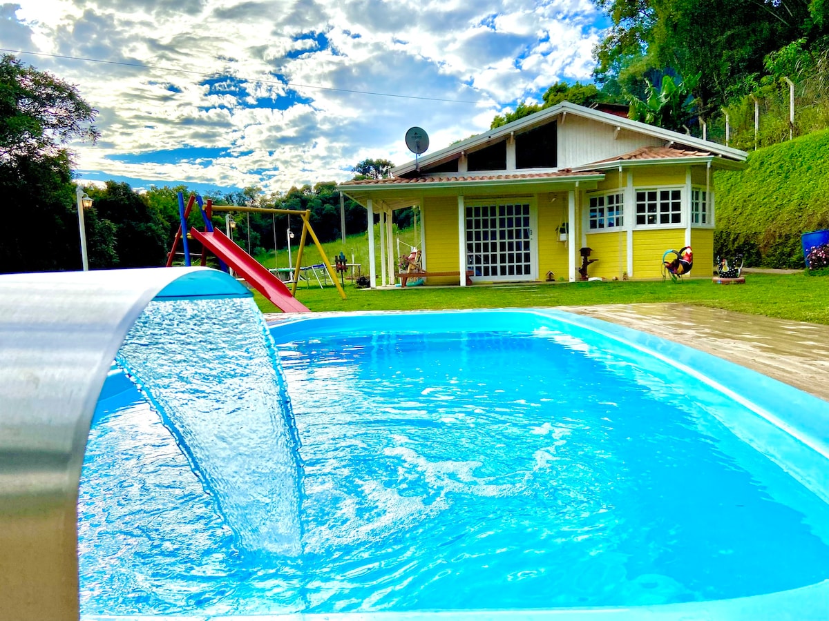 Casa de Campo  Cachinhos Dourados-Ibiúna, 1h de SP