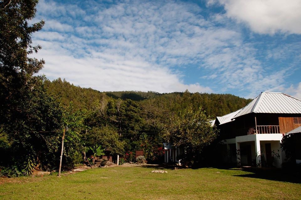 Angostura Eco-Lodge, montaña y rió, Hab. 4 camas