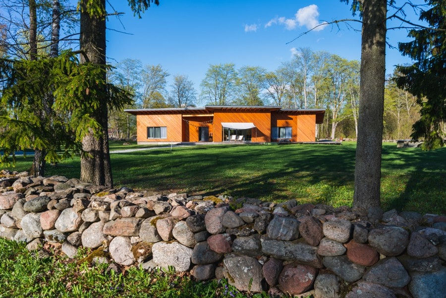 Scandinavian Style Villa with Idyllic Surroundings