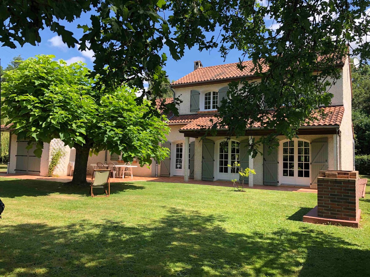 LE CATALPA EN CAMPAGNE LIMOUSINE