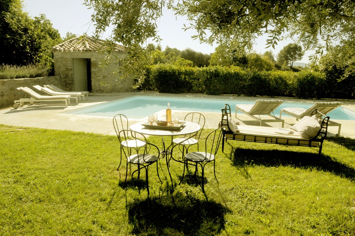 Languedoc带泳池的豪华5卧房源