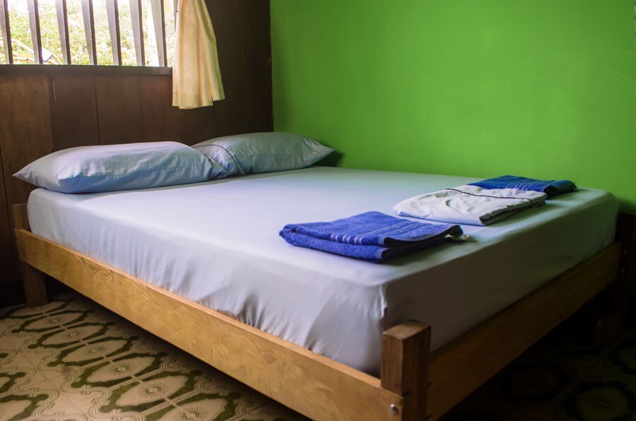Private room with double bed in Csa de las Palmas