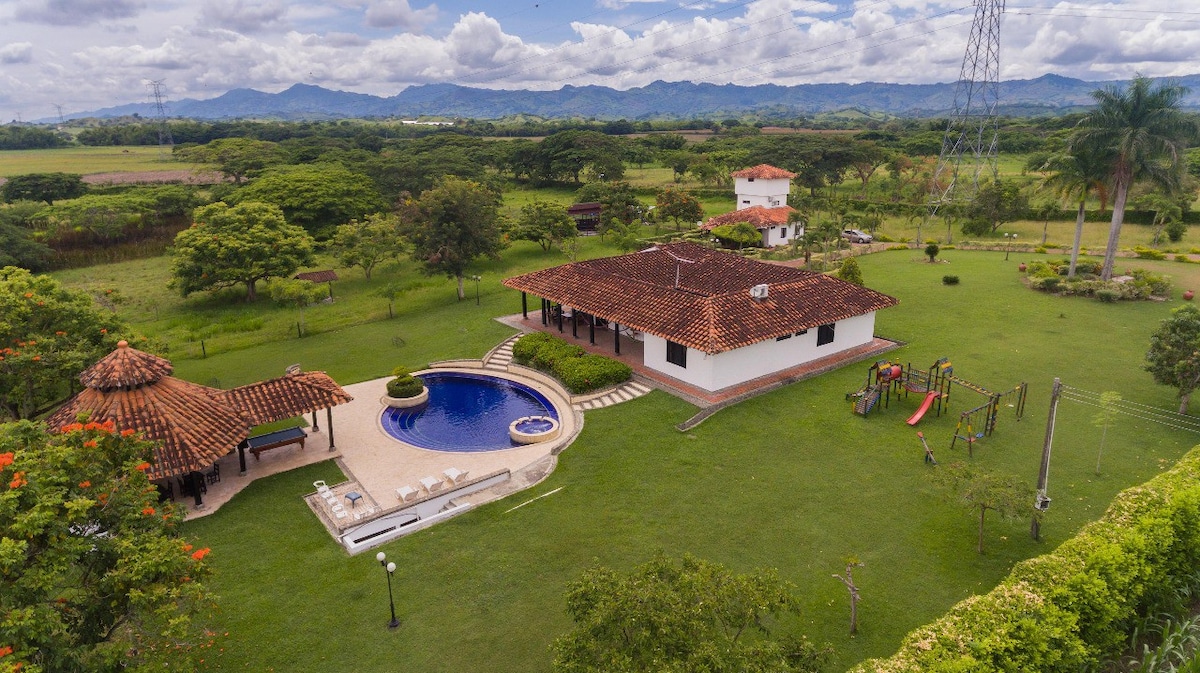 Casa de Campo La Victoria Valle del Cauca/员工