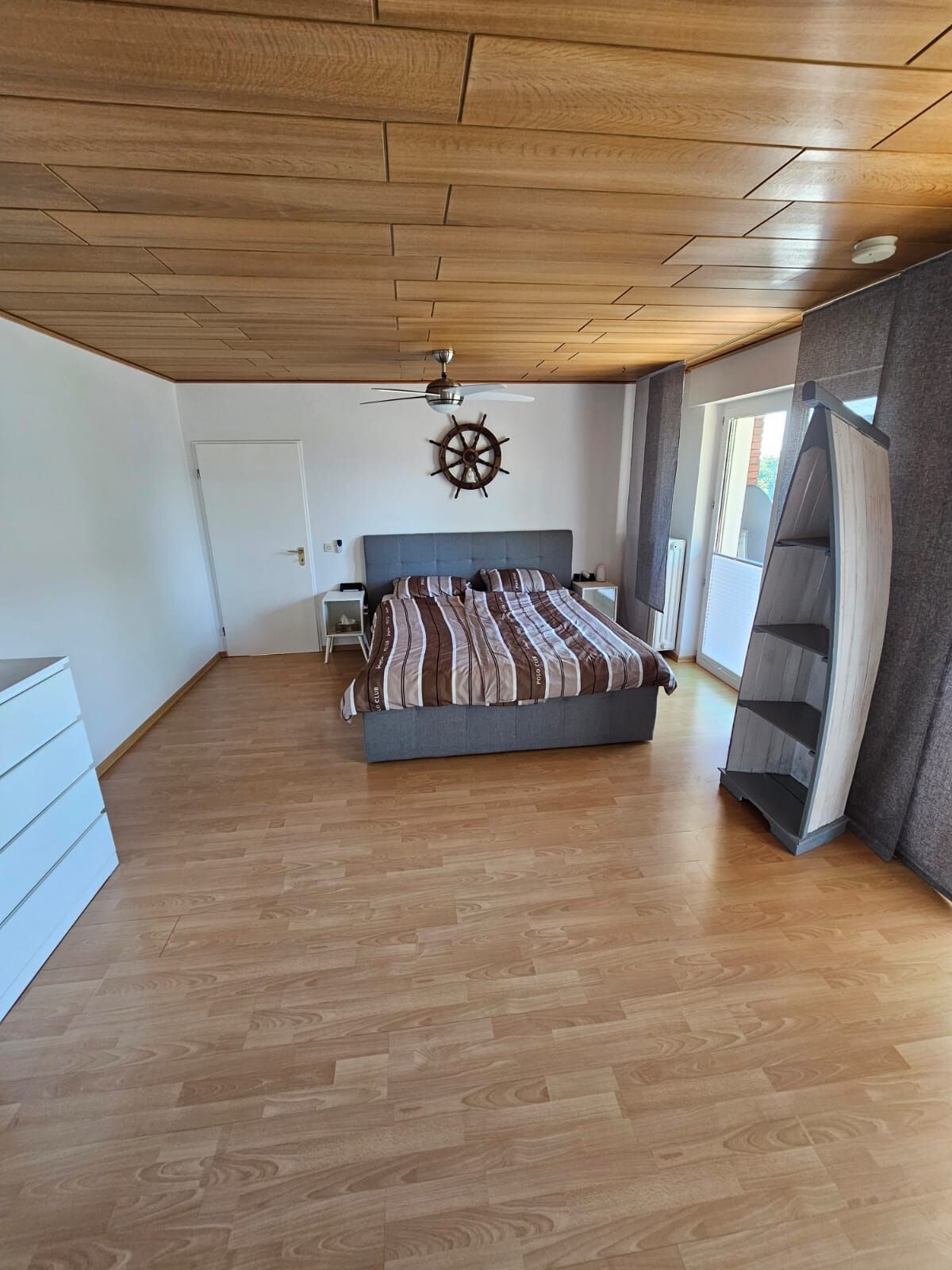 Moderne möbilierte 3 Zimmer Wohnung