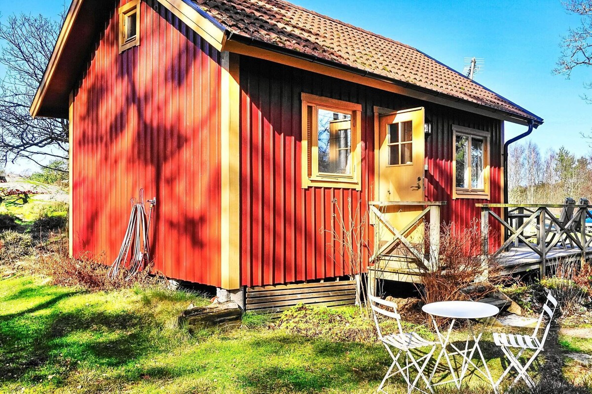 4 person holiday home in ellös