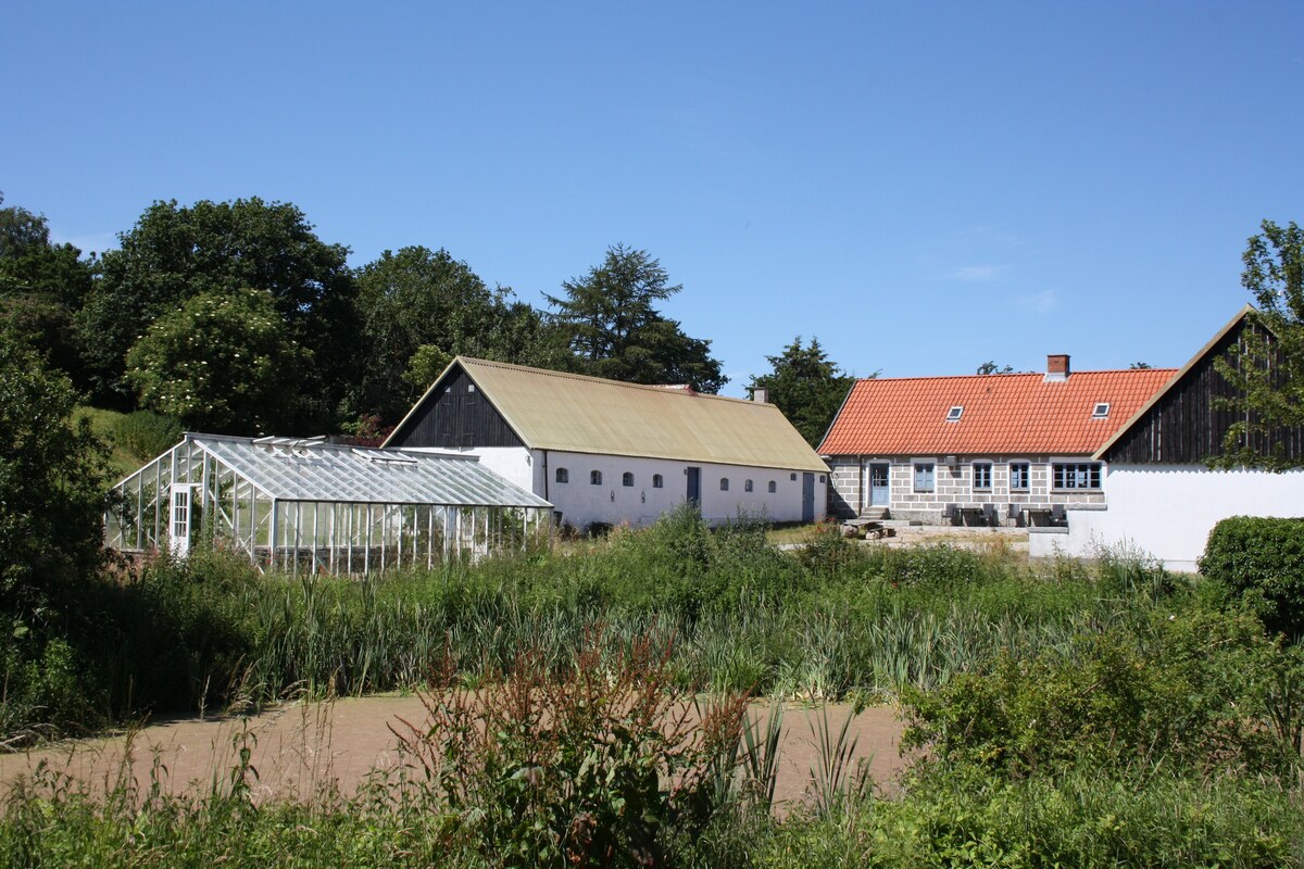 Country estate Helgenæs - House with private beach
