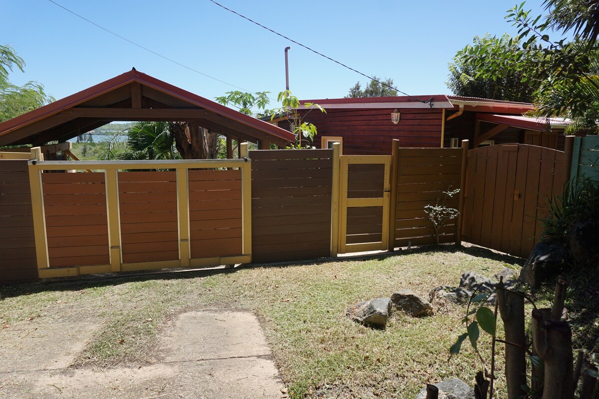 Maison en bois proche de Nouméa