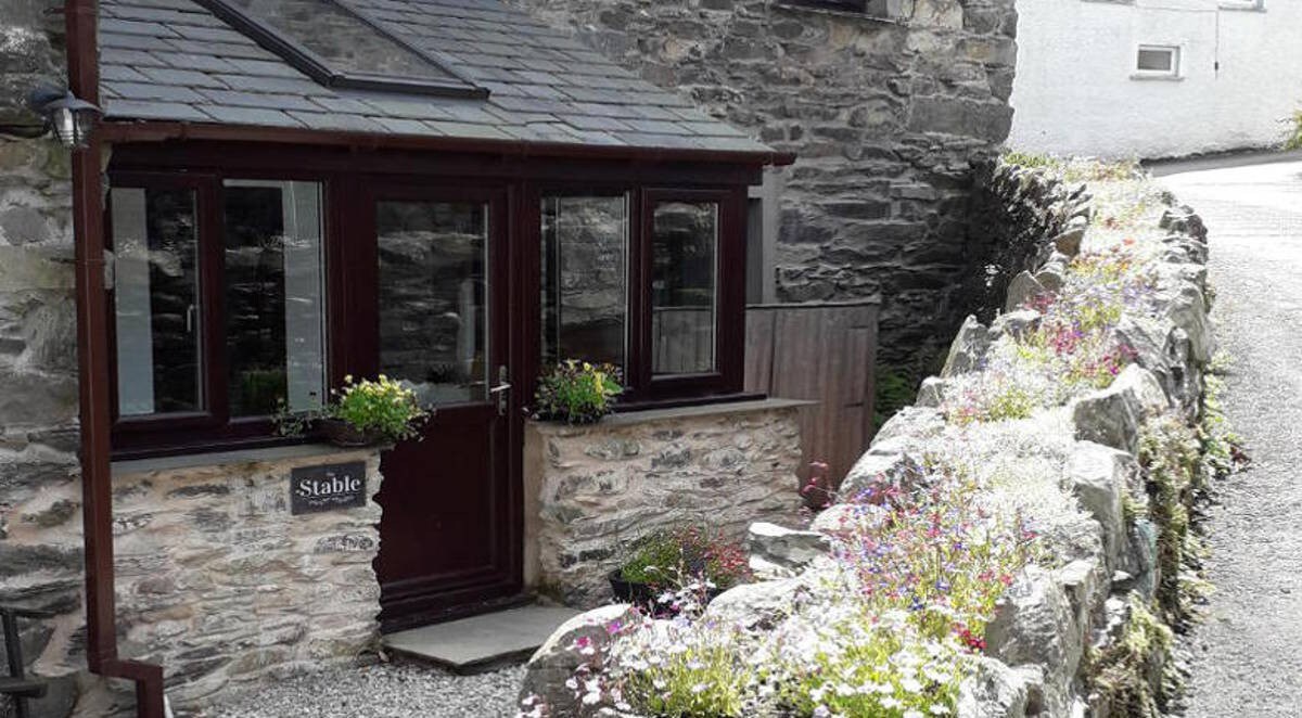 Stable a Peaceful  escape to discover the Lakes