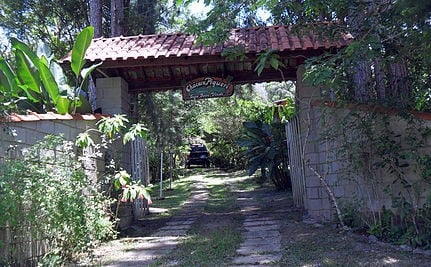 Chácara Piqueri （ Juquitiba附近）