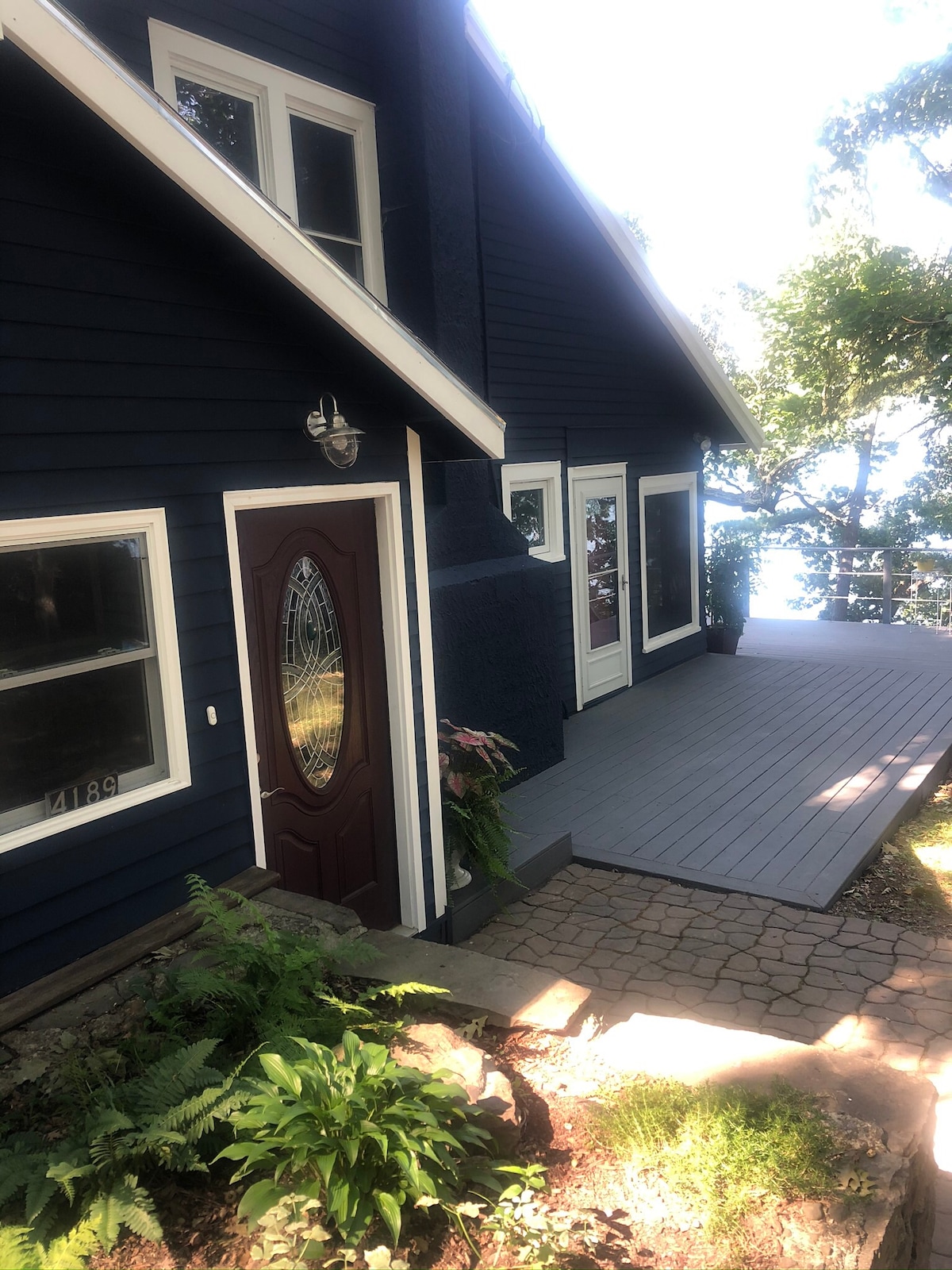 Seneca Lakefront Cottage, Dock and Hot Tub