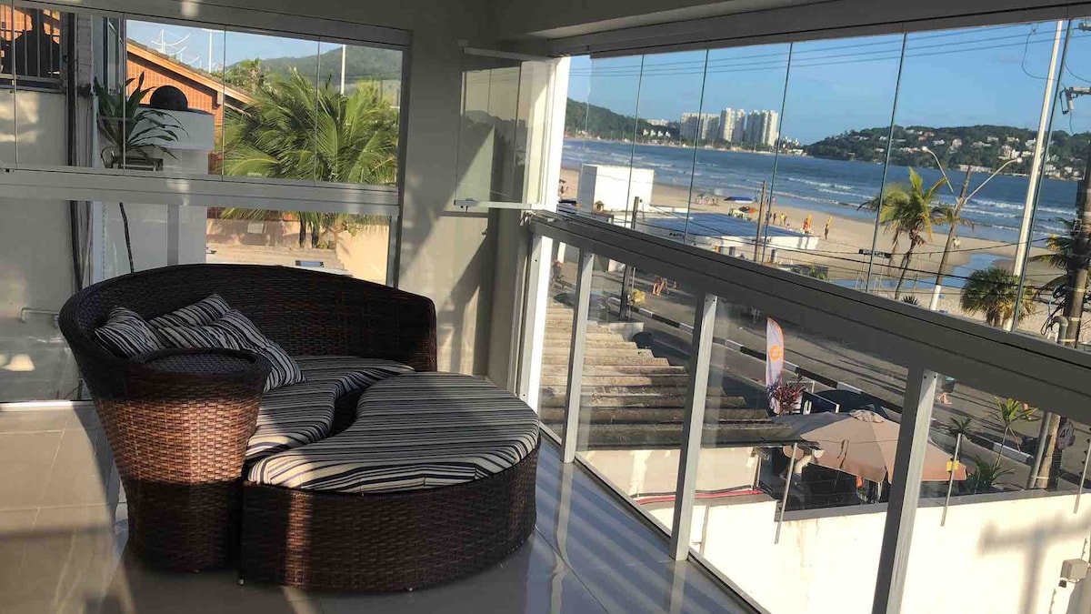 Apartamento Maravilhoso Pé na Areia - Guarujá