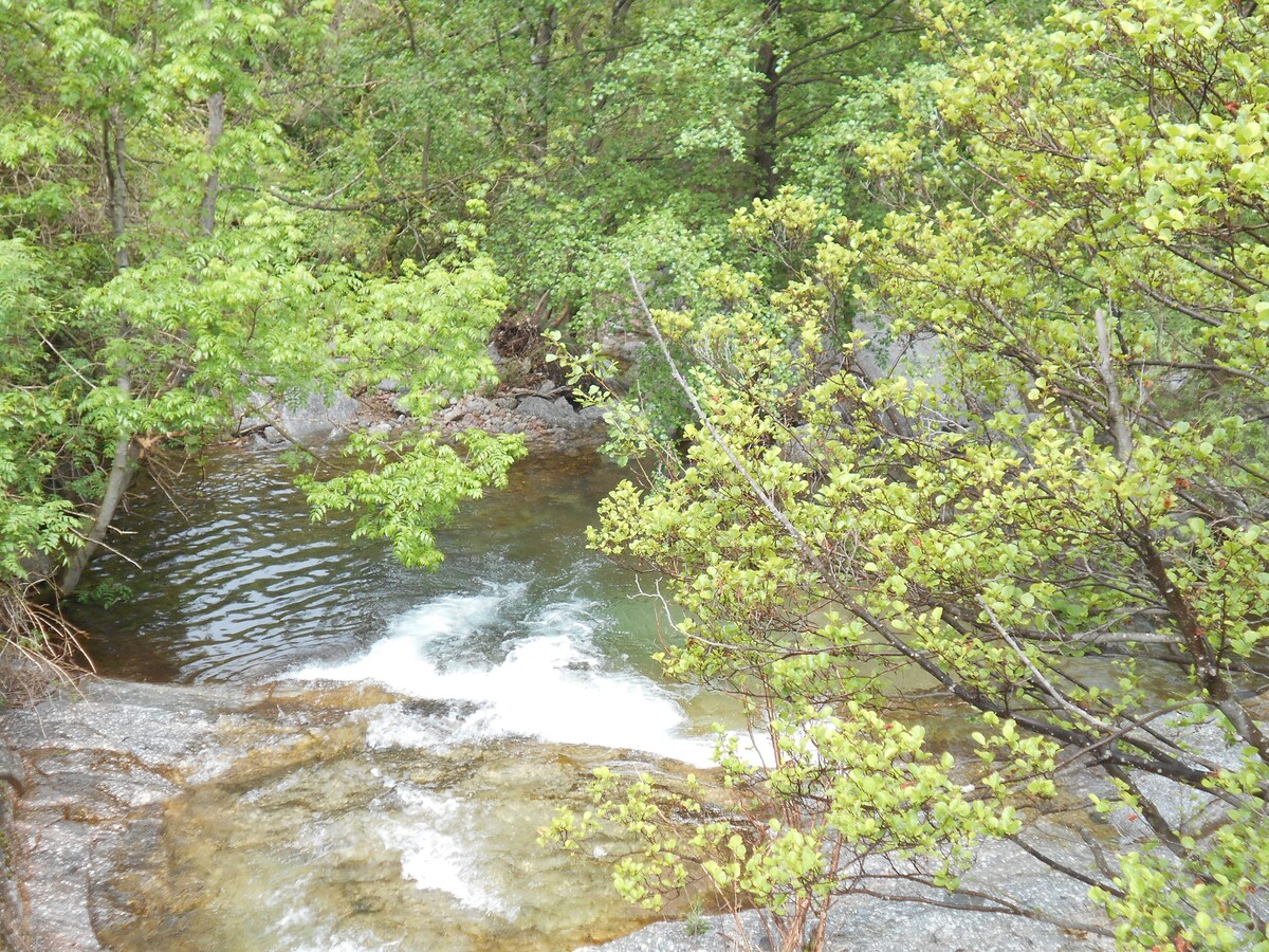 乡村别墅Parc Naturel Des Monts D'Ardèche