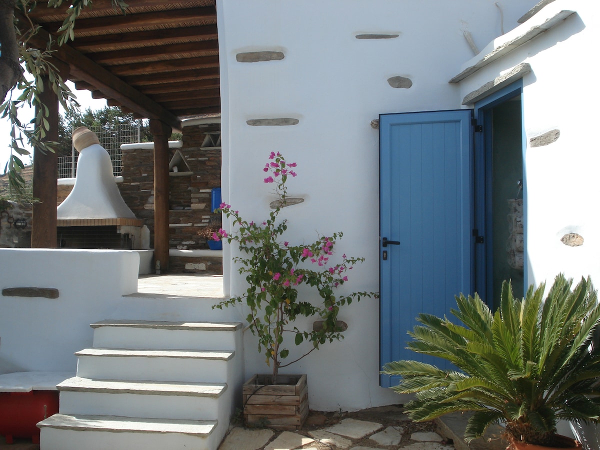 Tinos Traditional Stone Studio