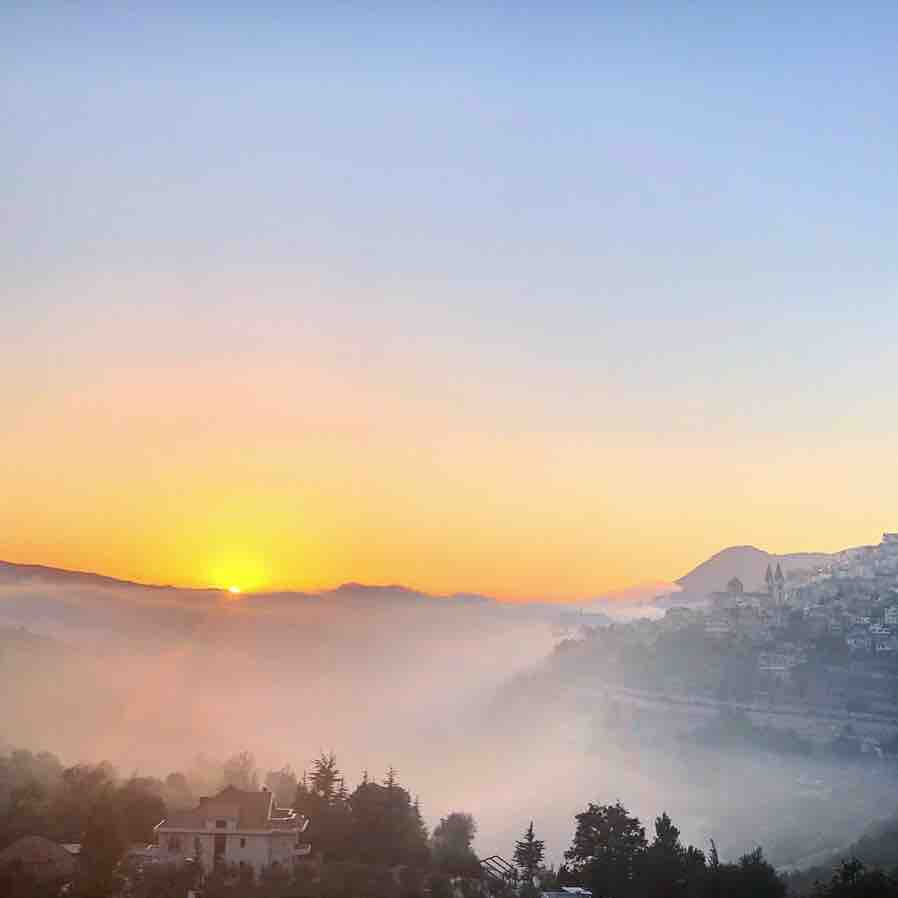 Bsharri- kannoubin view Guest house