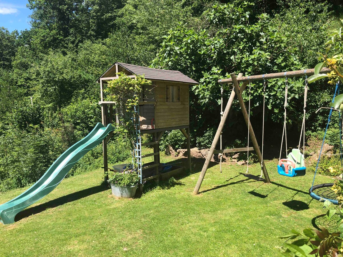 Maison de caractère en pleine nature avec piscine