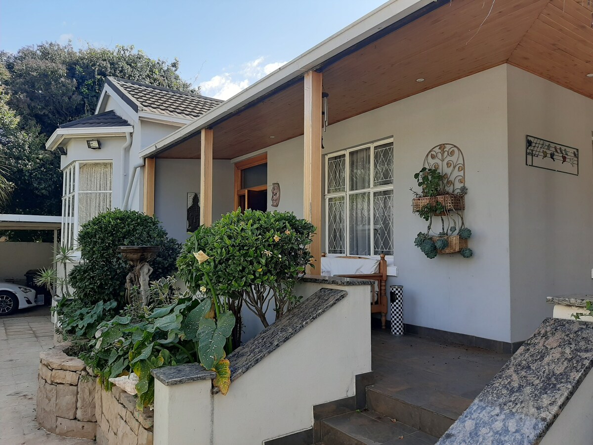 Private House, Melville, Johannesburg (4 rooms)