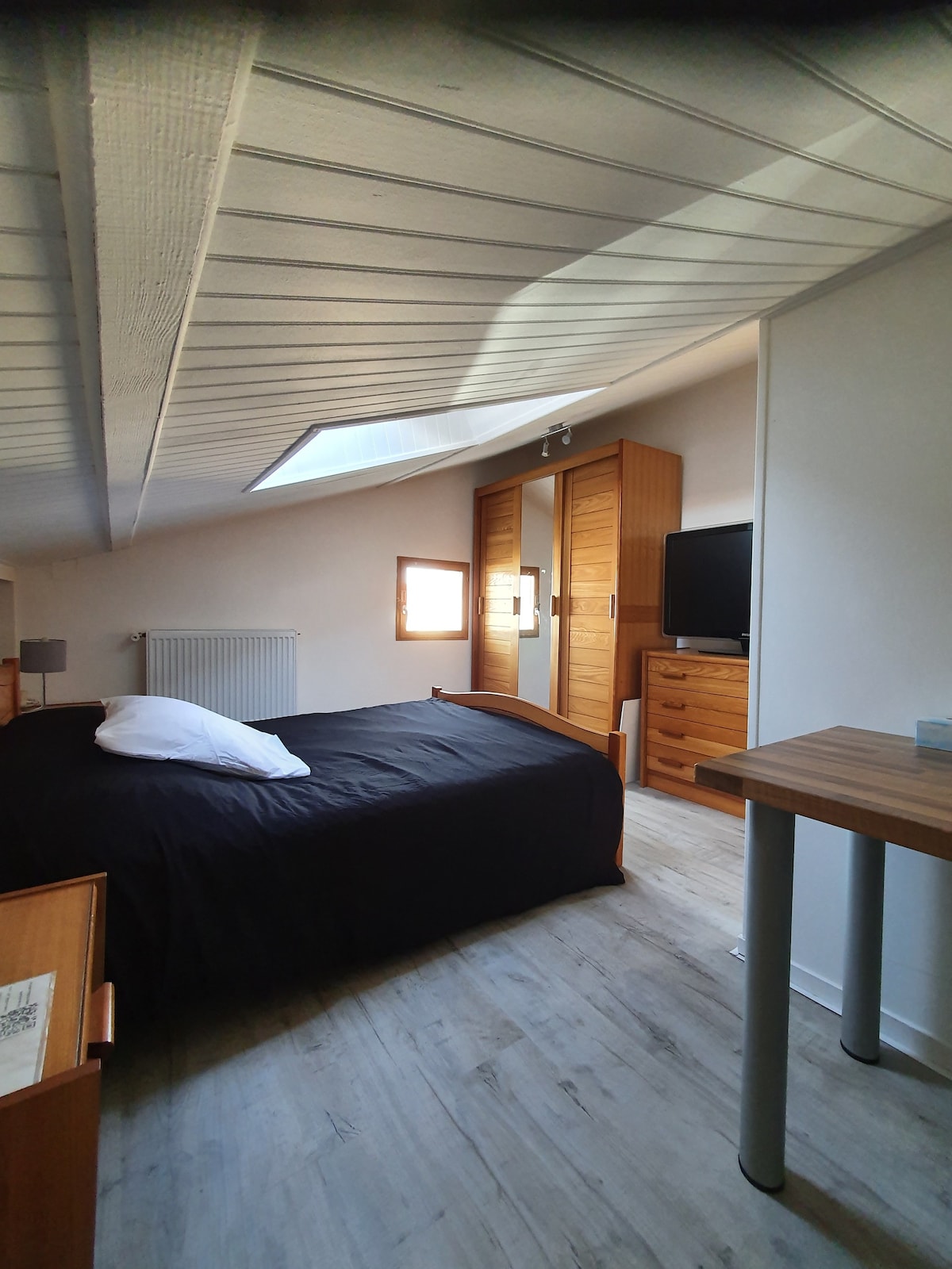 Chez Valou & Mika -卧室4 （骑自行车站）