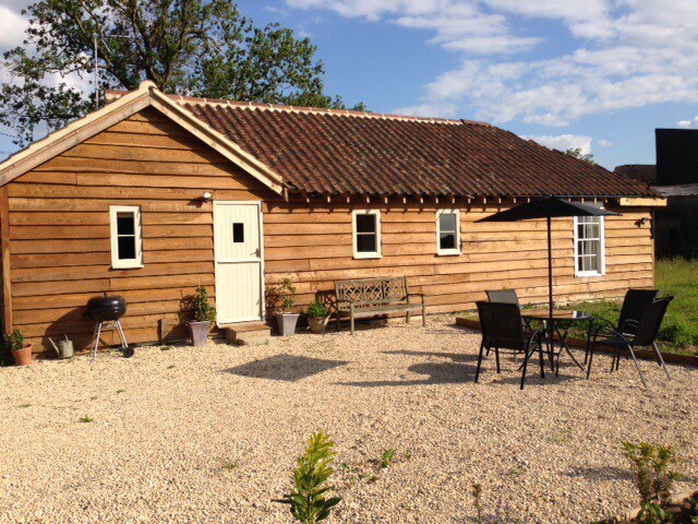 The Cart Shed, Compton Bassett