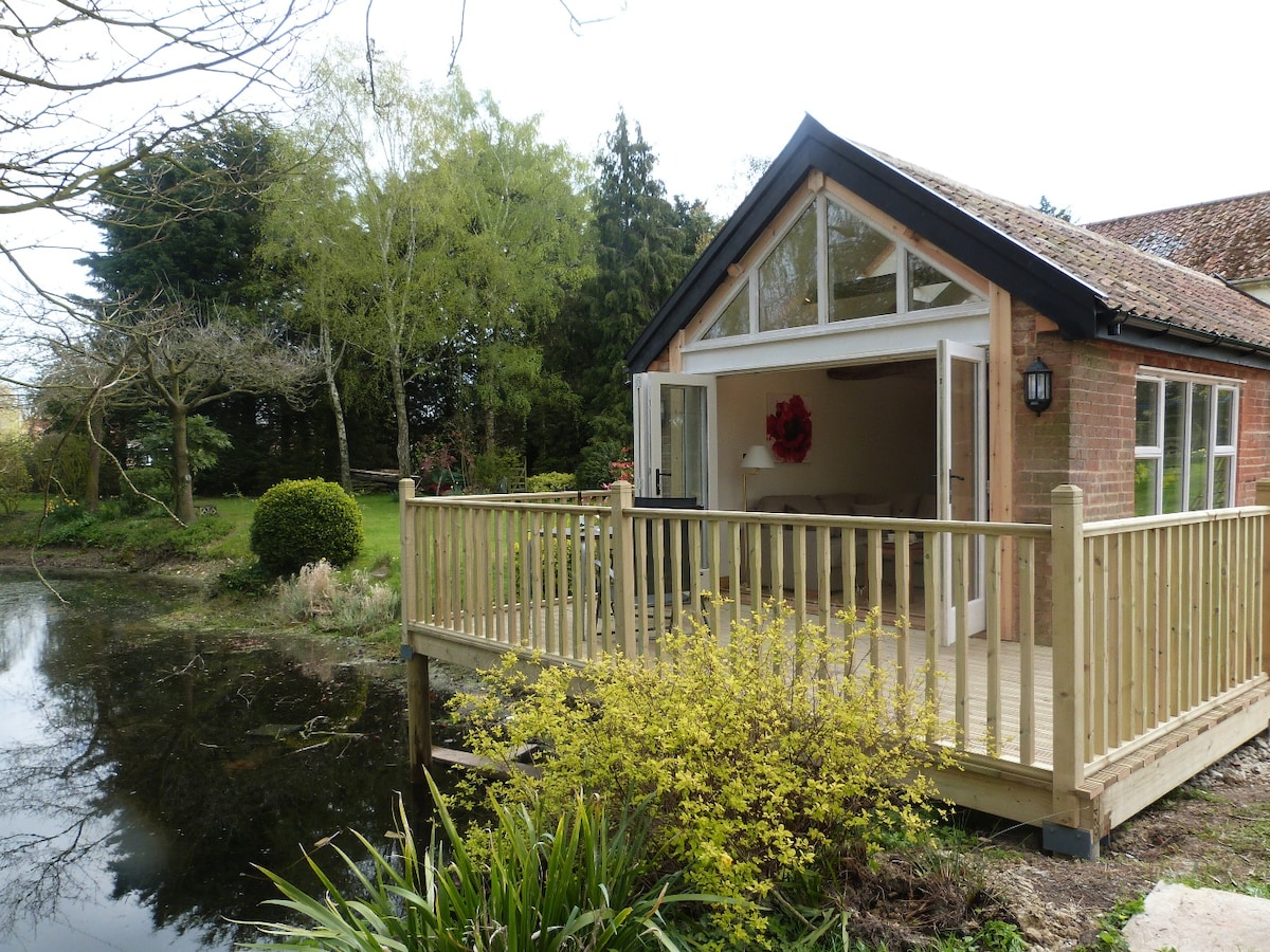 Willow Cottage in rural Suffolk near Framlingham