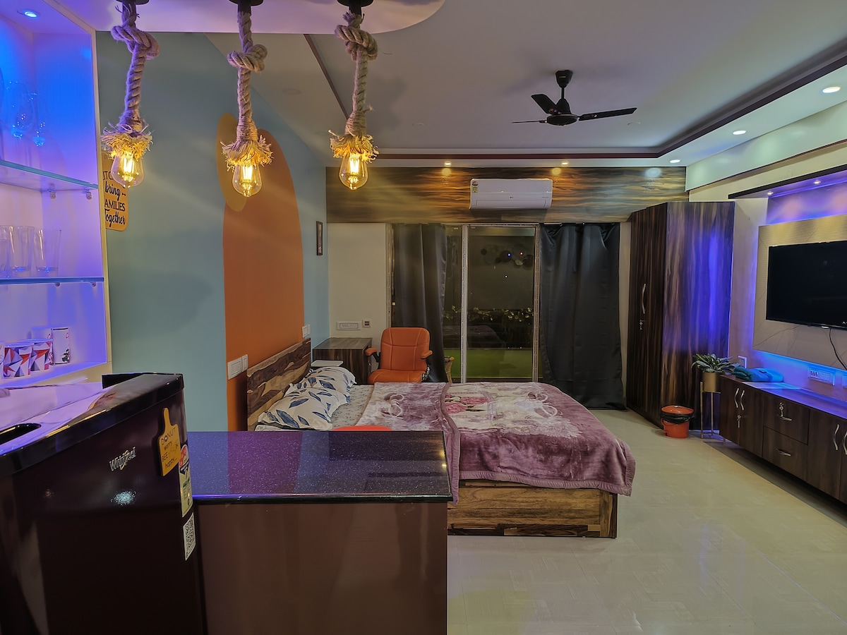 Siddha Xanadu Studio, Pool Near Airport, CC2 Mall