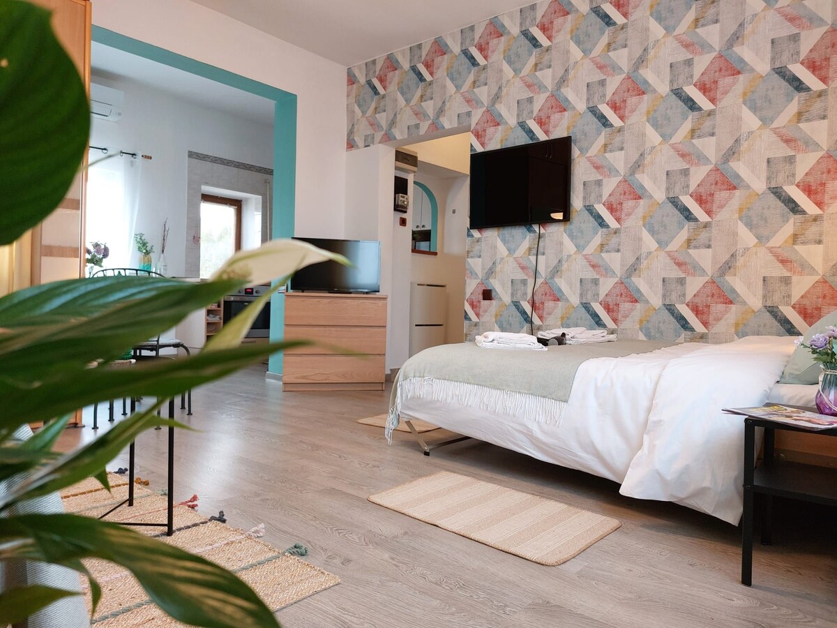 SweetDreamsSuites PanoramicStudio Zodiac Dorobanti