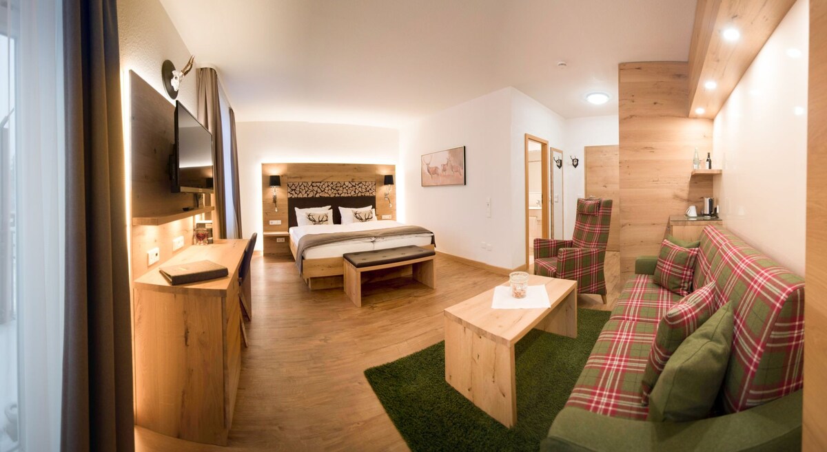 Waldhotel am Notschreipass, (Todtnau), Wald Flair Junior-Suite