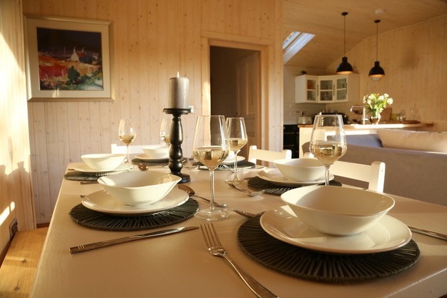 The Orchard Hadleigh 3 Bed Luxury Log Cabin