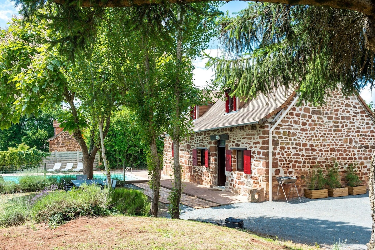 Tranquil holiday home with private pool