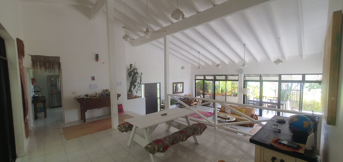 Spacious Villa - Port Vila Harbour 3-bed with pool