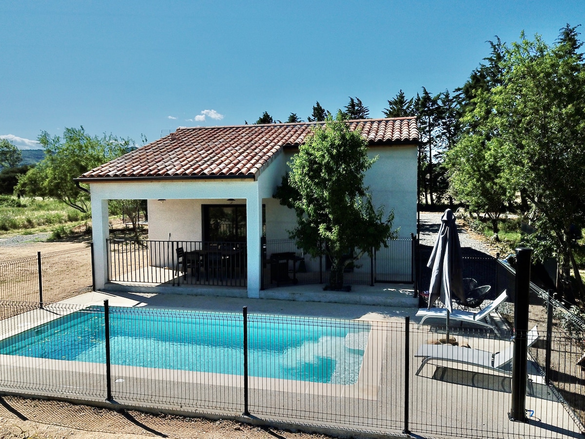 Les Vignes ，私人游泳池，令人惊叹的自然景观