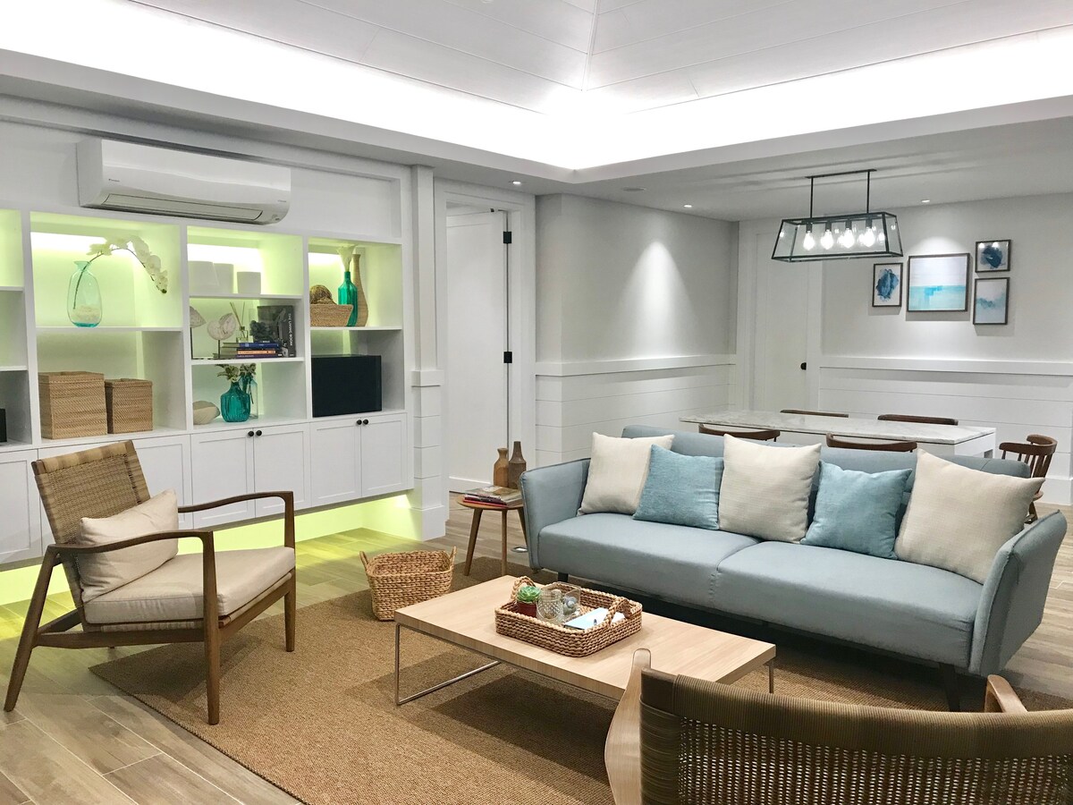1-Bedroom Private Beach Villa in Bataan