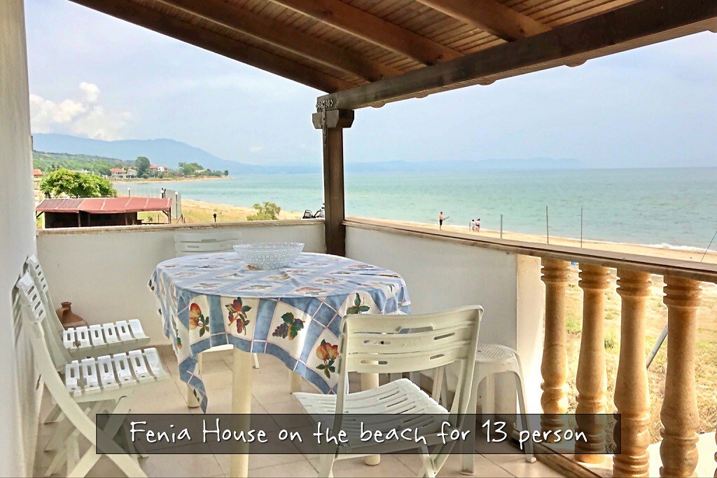 Fenia House on the beach for 13 person