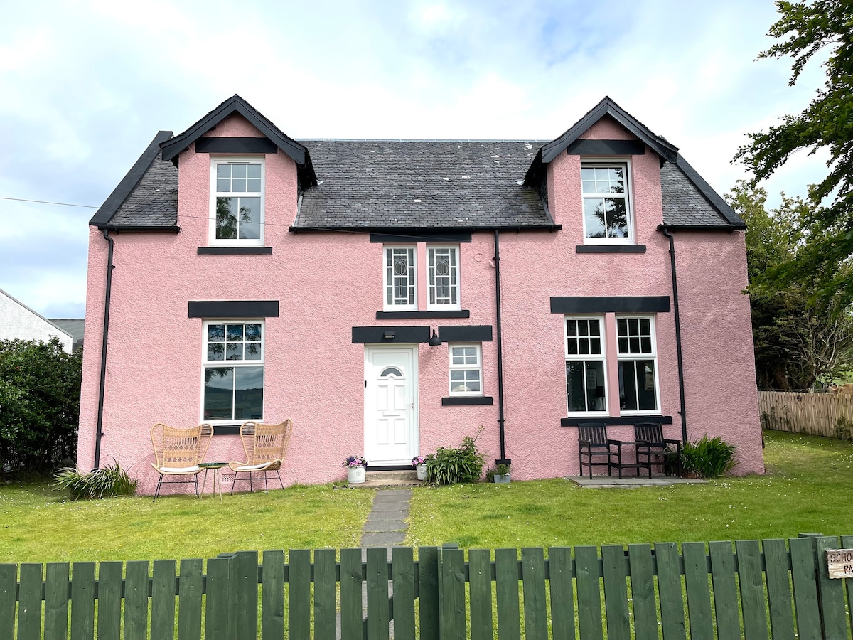 Arran School House -海滩附近的大型家庭住宅