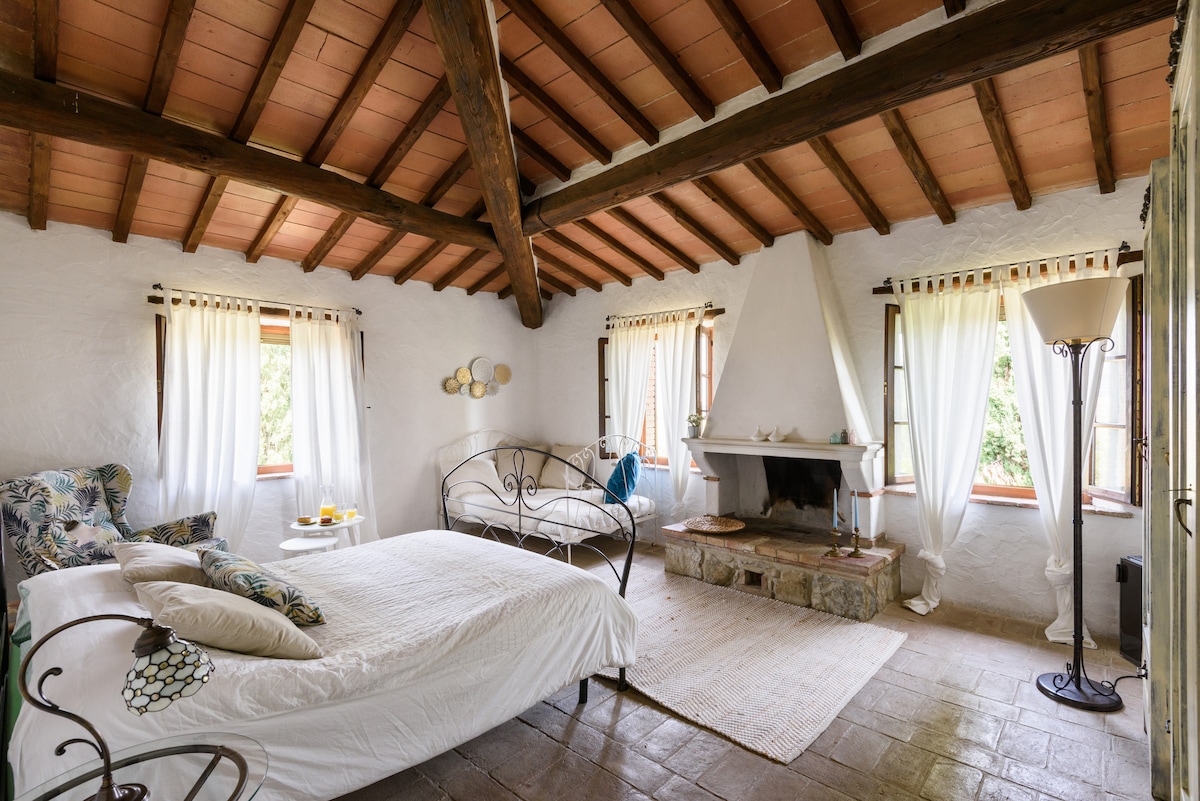 「Querce Room」Agriturismo Quarantallina