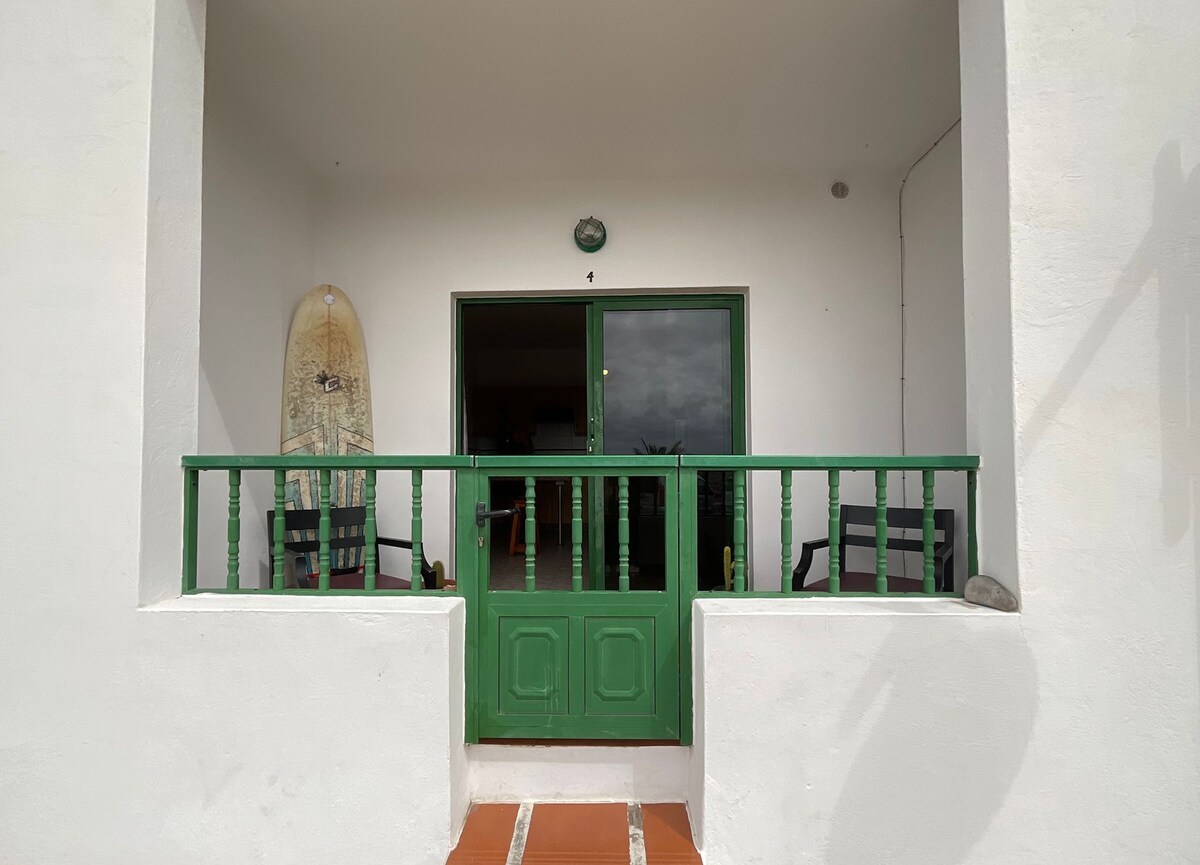Habitación privada doble en SURF HOUSE Famara
