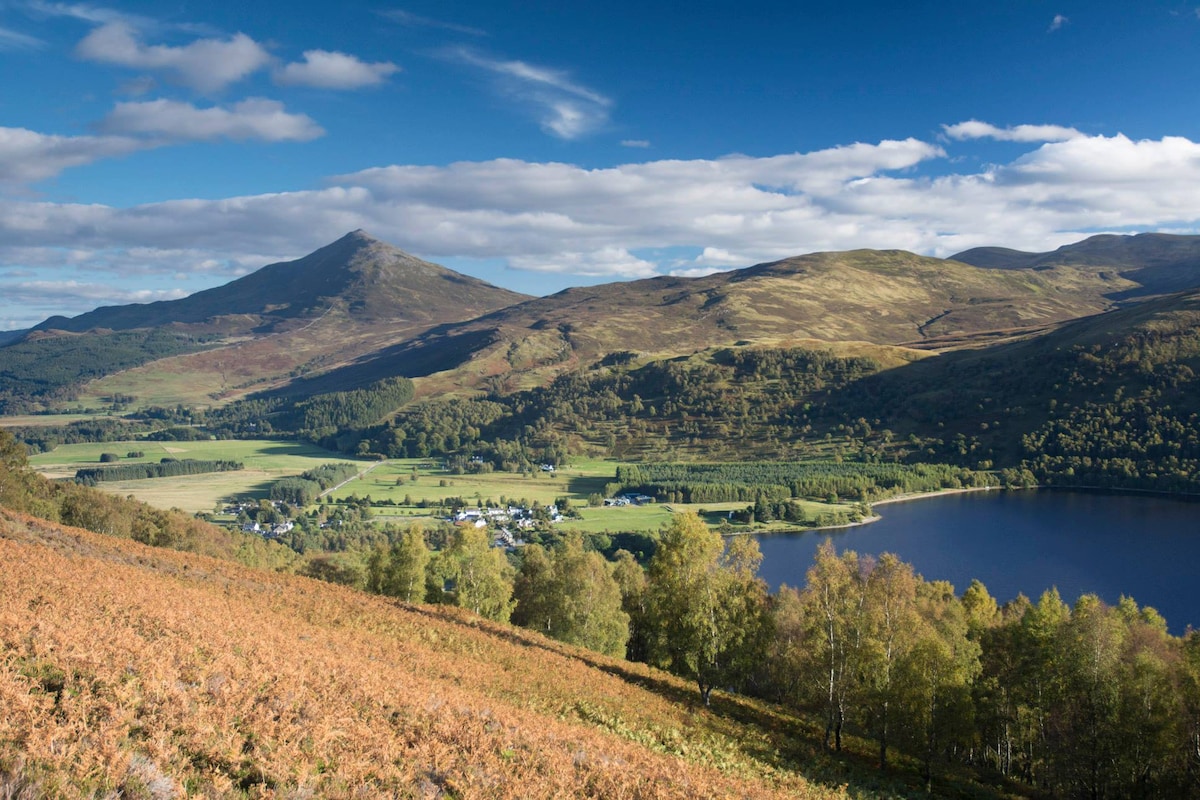 Loch Rannoch Highland Club, Lochside Lodge 6