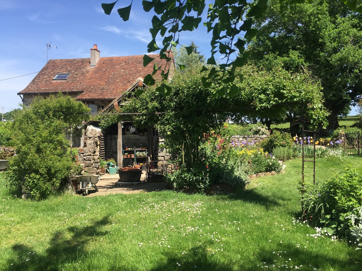 Gîte La Grange au Jardin, art de vivre bourguignon