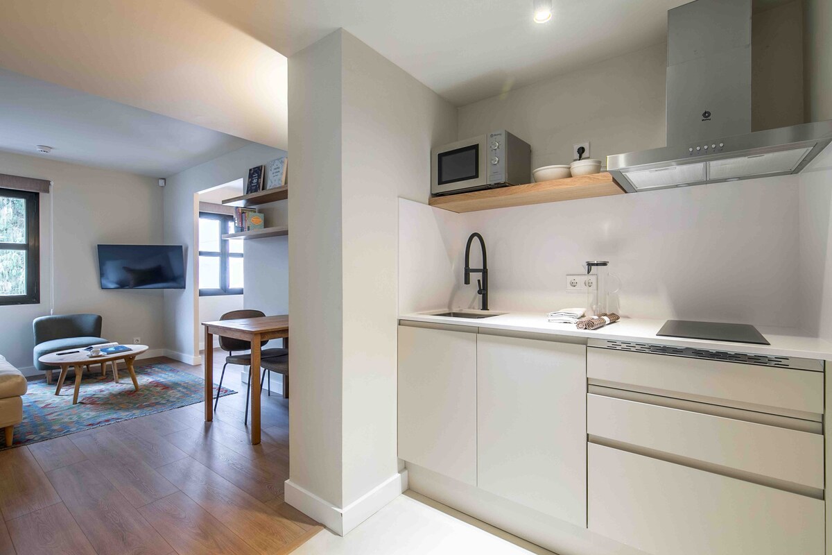 304 Precioso Apt. Con servicios en Barcelona