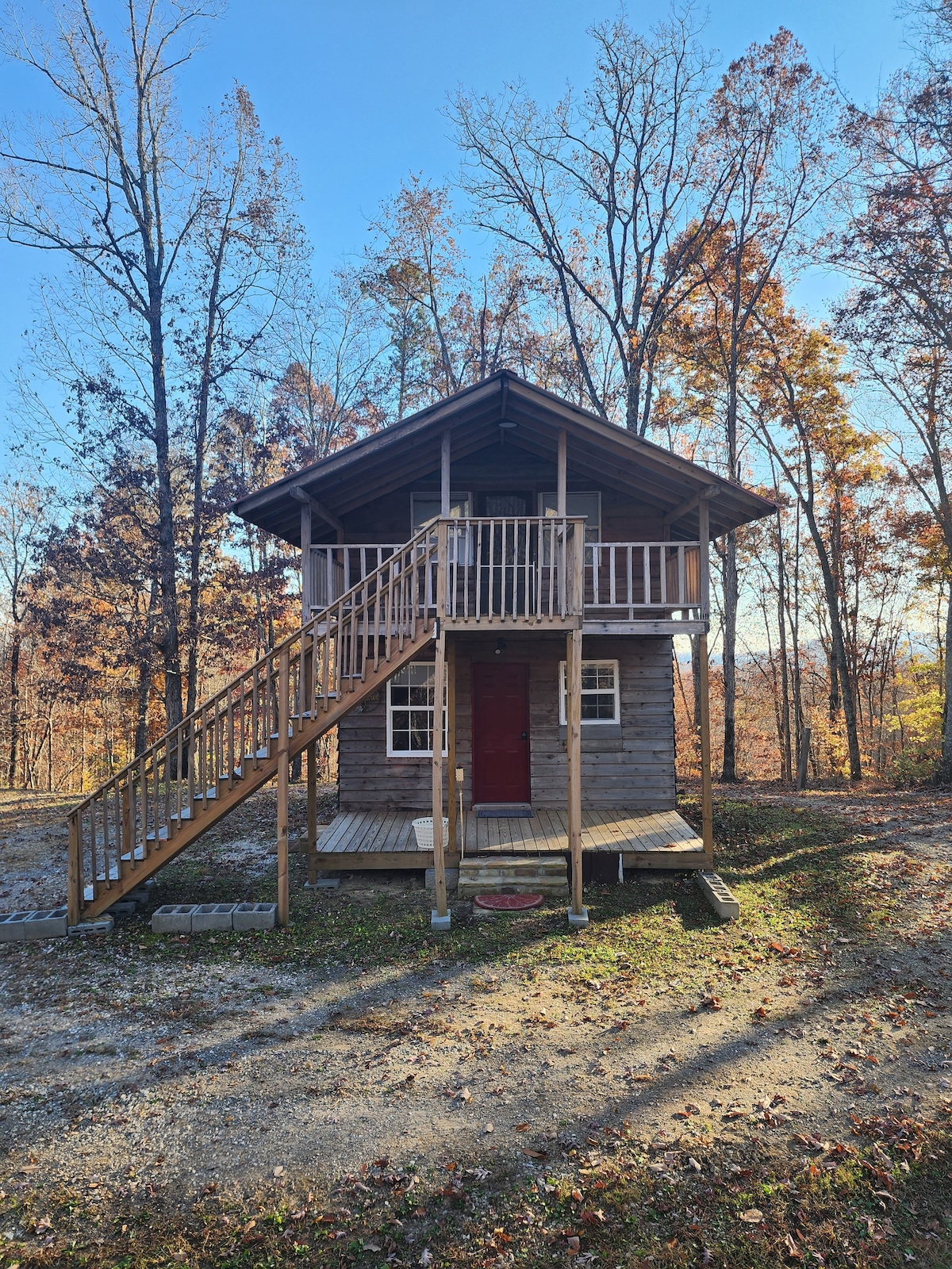 Cozy cabin with close access to Windrock trails