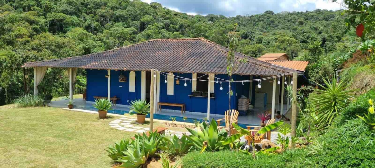 Casinha azul de Pedra Azul