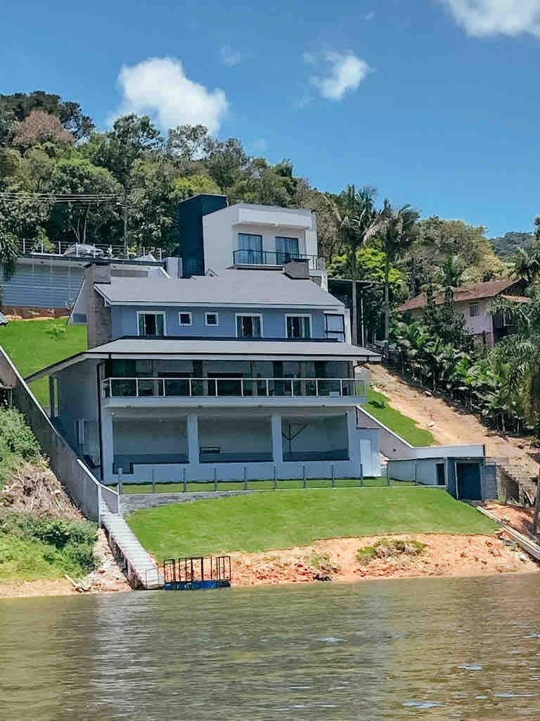 Casa Vista Bela / Rio dos Cedros