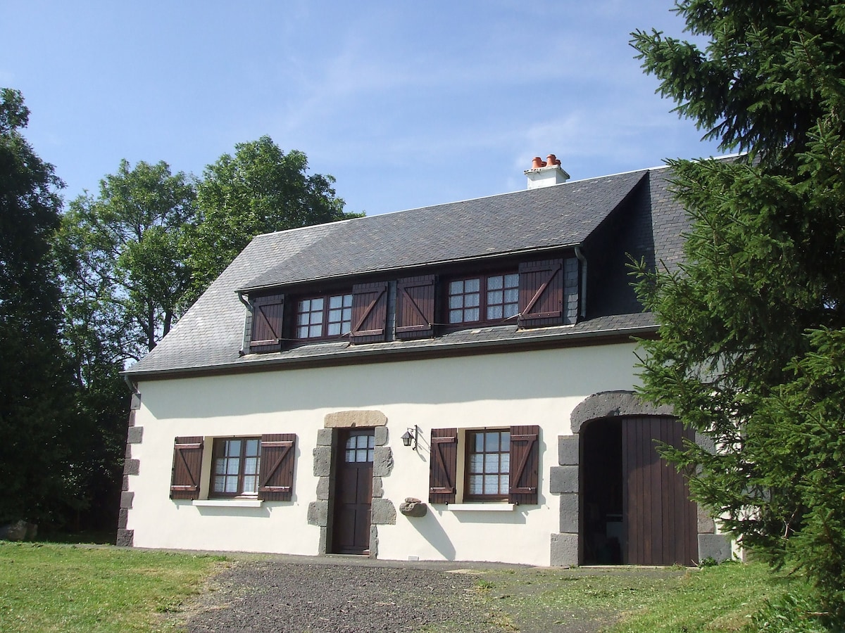 Et pourquoi pas un séjour en Auvergne ?