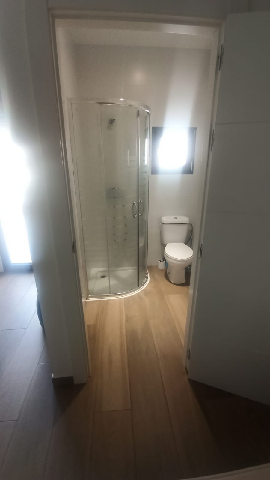 Loft independiente con baño  en Herencia