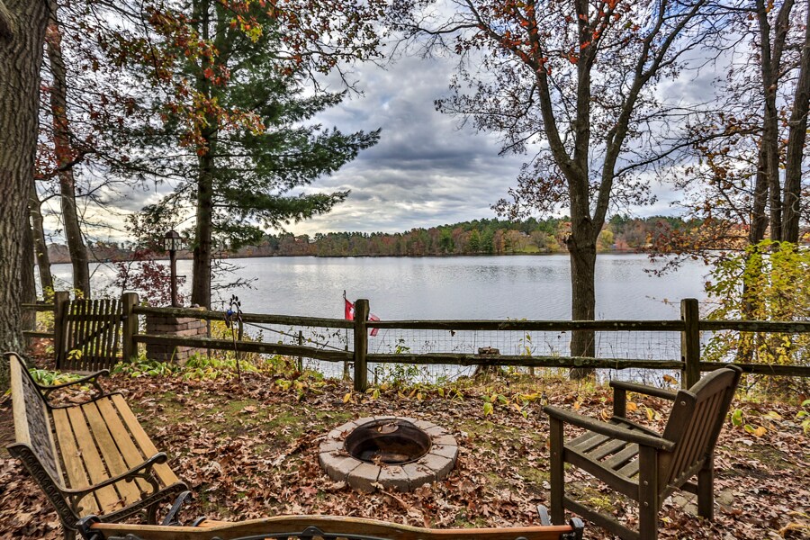 威索塔湖小木屋（ Lake Wissota Cabin ） ，可欣赏水景和交通便利