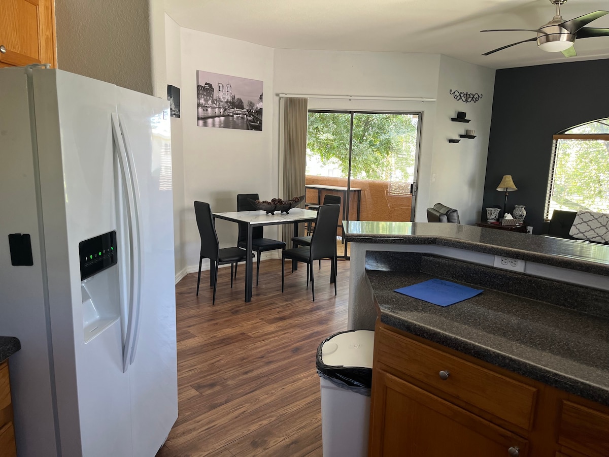 1bedroom condo near Glendale (no cleaning fee)