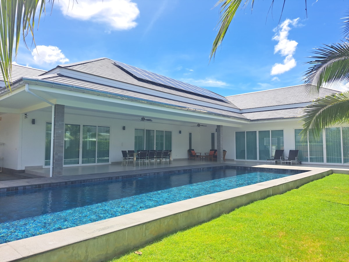 Cloud Pool Villa 4-bedrooms