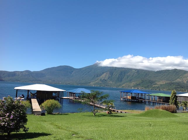 Lago de Coatepeque的民宿