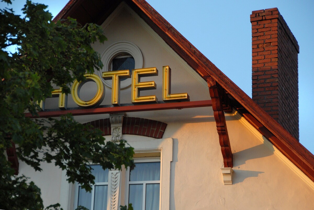 Hotel Fantasie (Ansbach) ，单人房